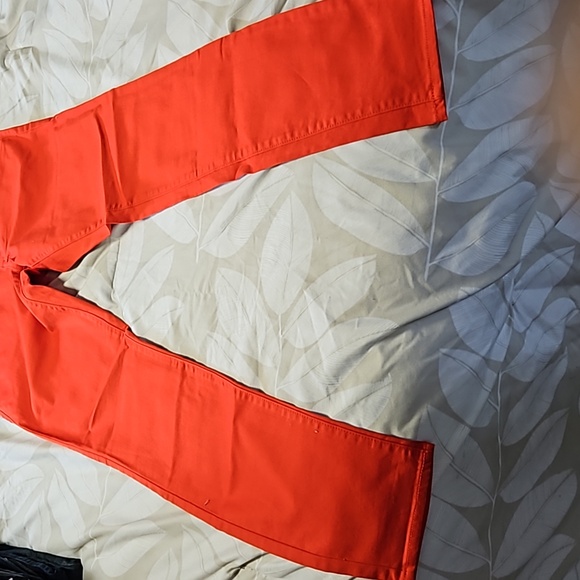 Woman's - Picture 2 of 3